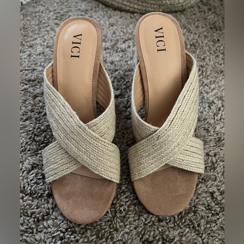 Vici Heels